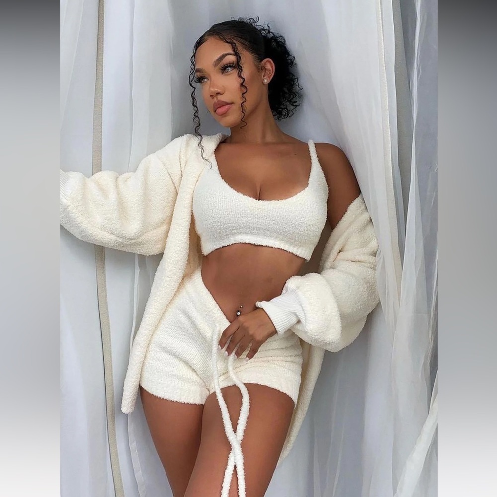 Womens Ivory Lounge Set